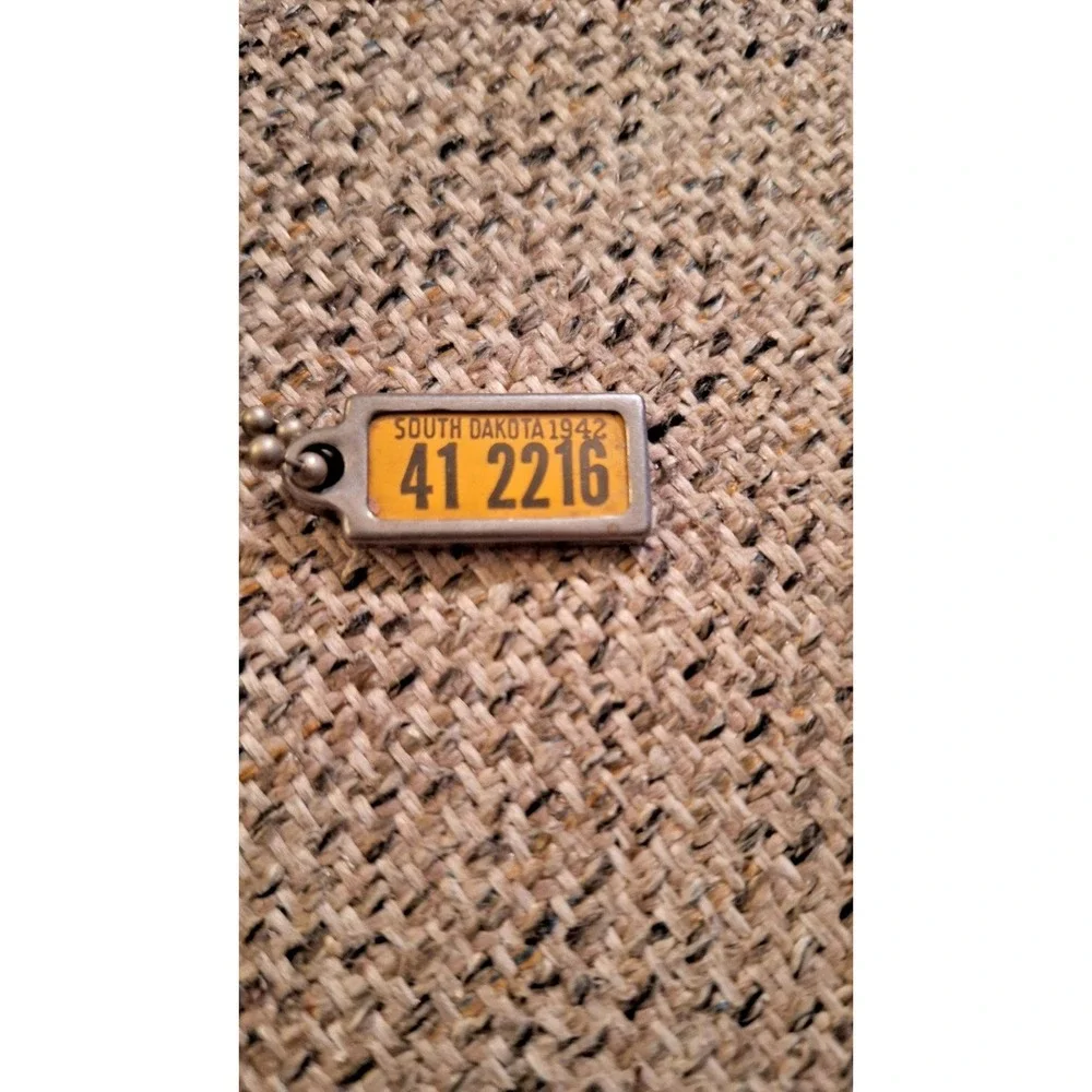 RARE 1942 South Dakota 41 2216 DAV License Plate tag‎ key chain Disabled Am Vet